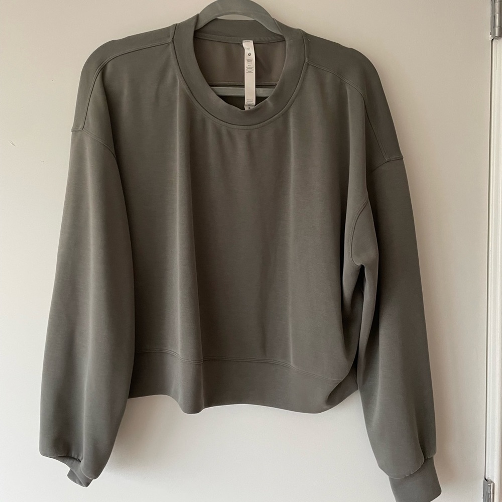 Lululemon Sweatshirt